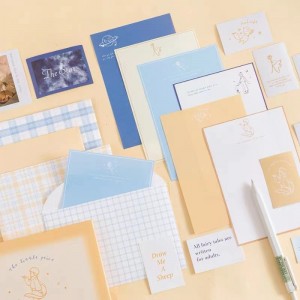 Enveloppe de conception de mariage découpée en papier pour carte de voeux en boîte de remerciement