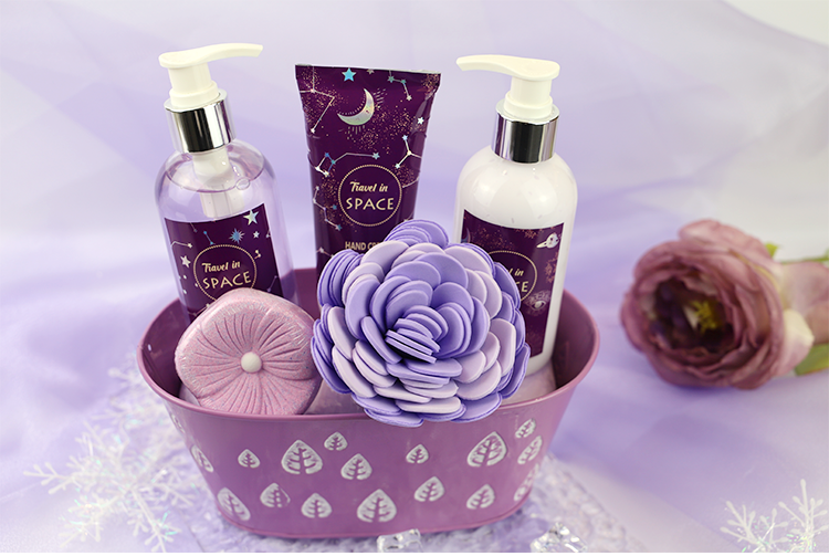 spa gift sets for women basket bath bomb return gift for moms kitty party Featured Image