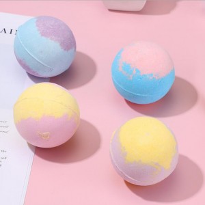 Customized bath bombs with natural ingredient for any skin