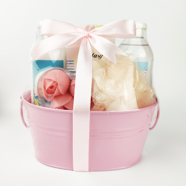 wholesale spa gift baskets oem shower gel bottle home spa gift