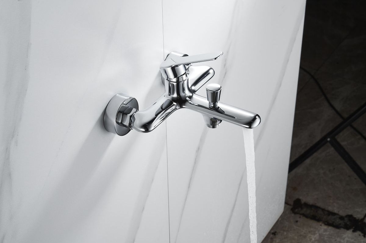 Momali ASTA Series Bath Shower Faucet na Wall Mounted Mixer Valve Tap