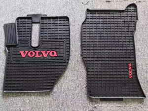 Hot Sale custom heavy Latex trunk mats rubber floor mats fit for Volvo FH (2pcs)