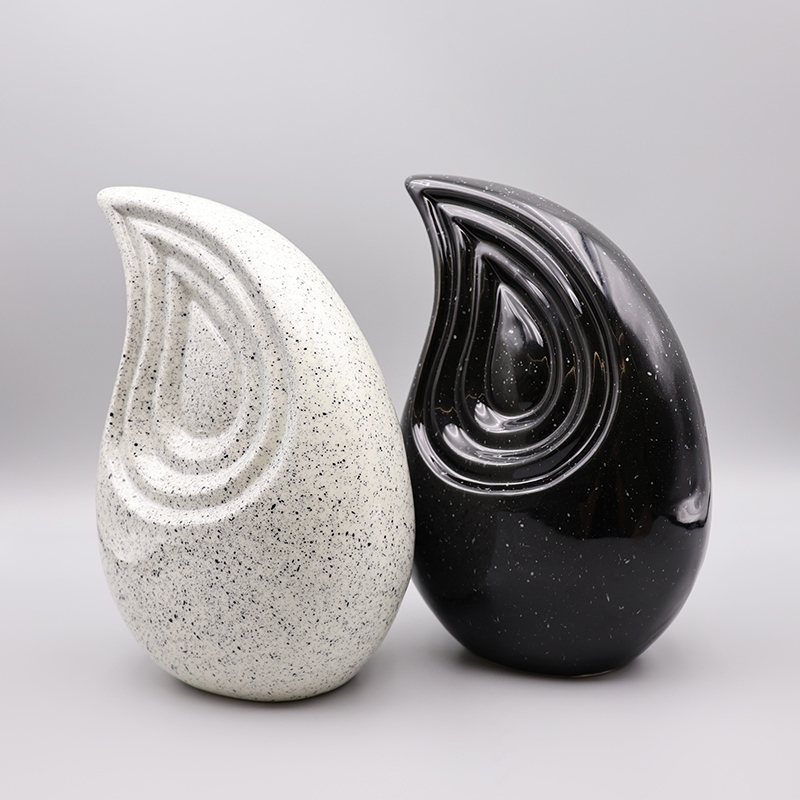 Teardrop cremation urn for human ashes