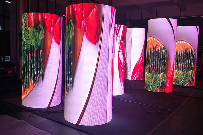 Australia 3 sets of outdoor P5 cylindrical LED displays