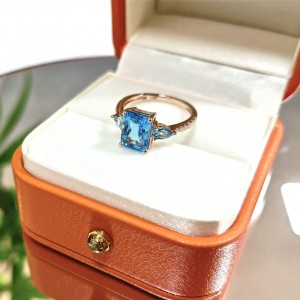 Natural Swiss Blue Topaz Emerald Cut 585 Pure Solid Gold Three Stone Wedding Ring