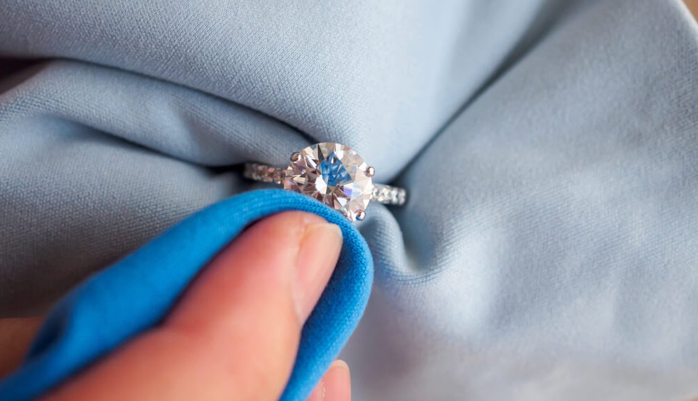 How to Clean Moissanite Safely