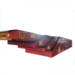 Well-designed China Flexible and Retractable Gravity Carbon Steel Roller Conveyor for Industrial Warehouses