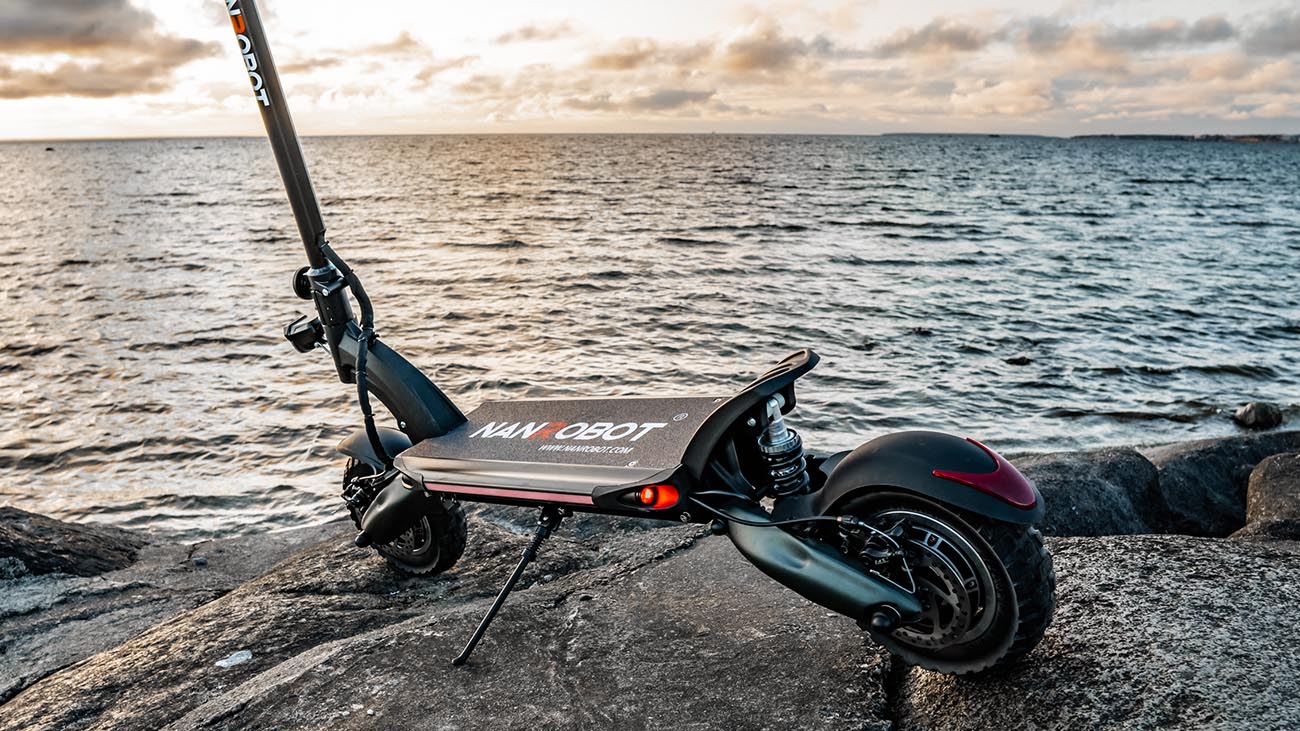 Varla anuncia el lanzamiento de 2 nuevos scooters eléctricos asequibles para el viaje diario - EIN Presswire