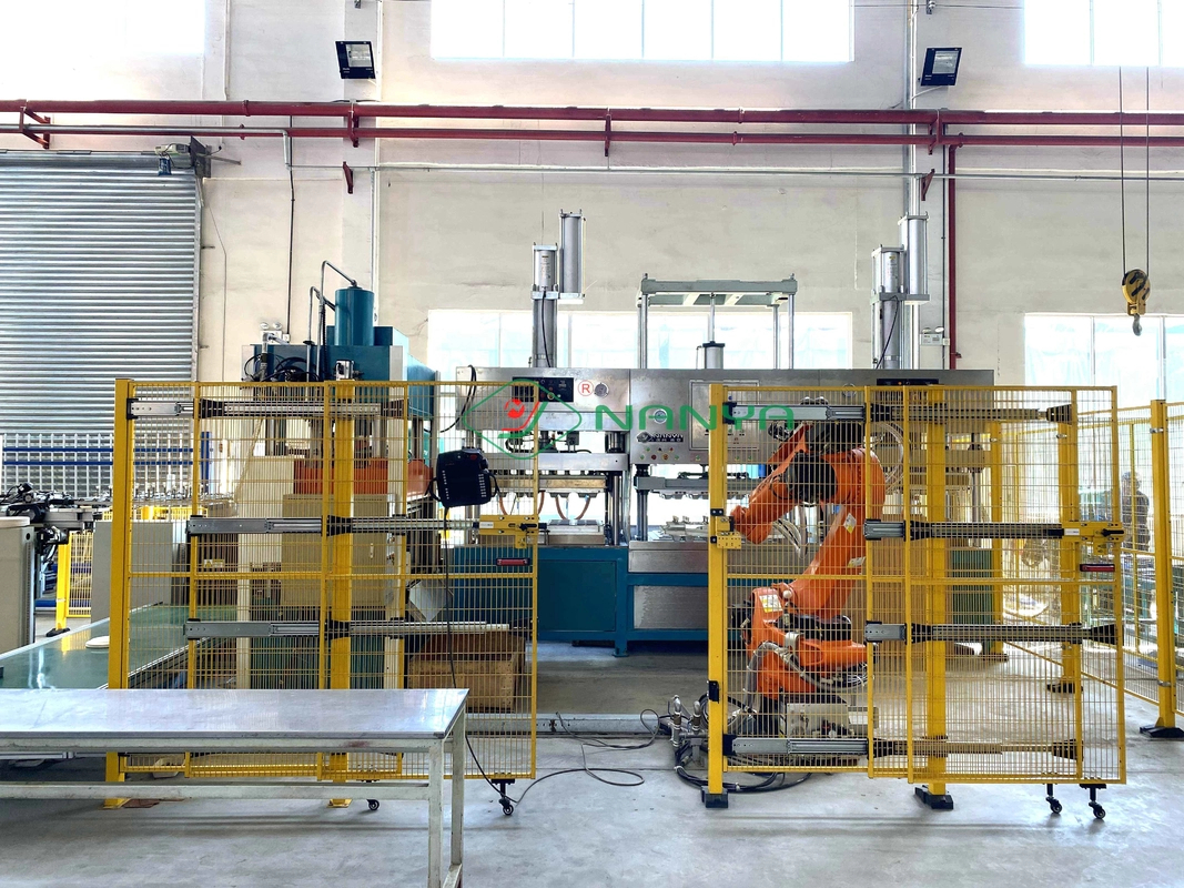Full Automatic Pulp Molding Equipment with Robot Arm