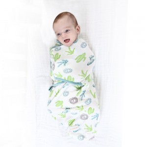 Baby Anti-startle Reflex Swaddling Newborn Blanket Spring and Summer Autumn Thin Baby Cuddle Cotton Sleeping Bag
