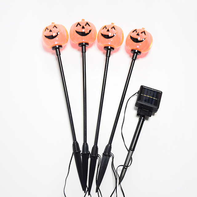 Outdoor Festival Occasion and Party Decoration 4 Led Pumpkin Solar Stake Lights