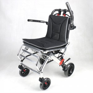 Opvouwbare lichtgewicht draagbare rolstoel voor mensen met een handicap