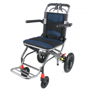 Összecsukható könnyű, hordozható kerekesszék fogyatékkal élőknek