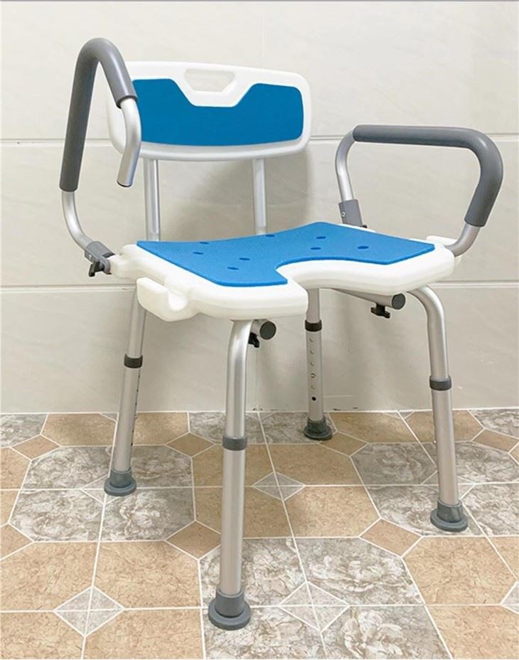 Стол за туширање со потпирач за раце со превртување на стол за капење за хендикепирани лица за домашна нега