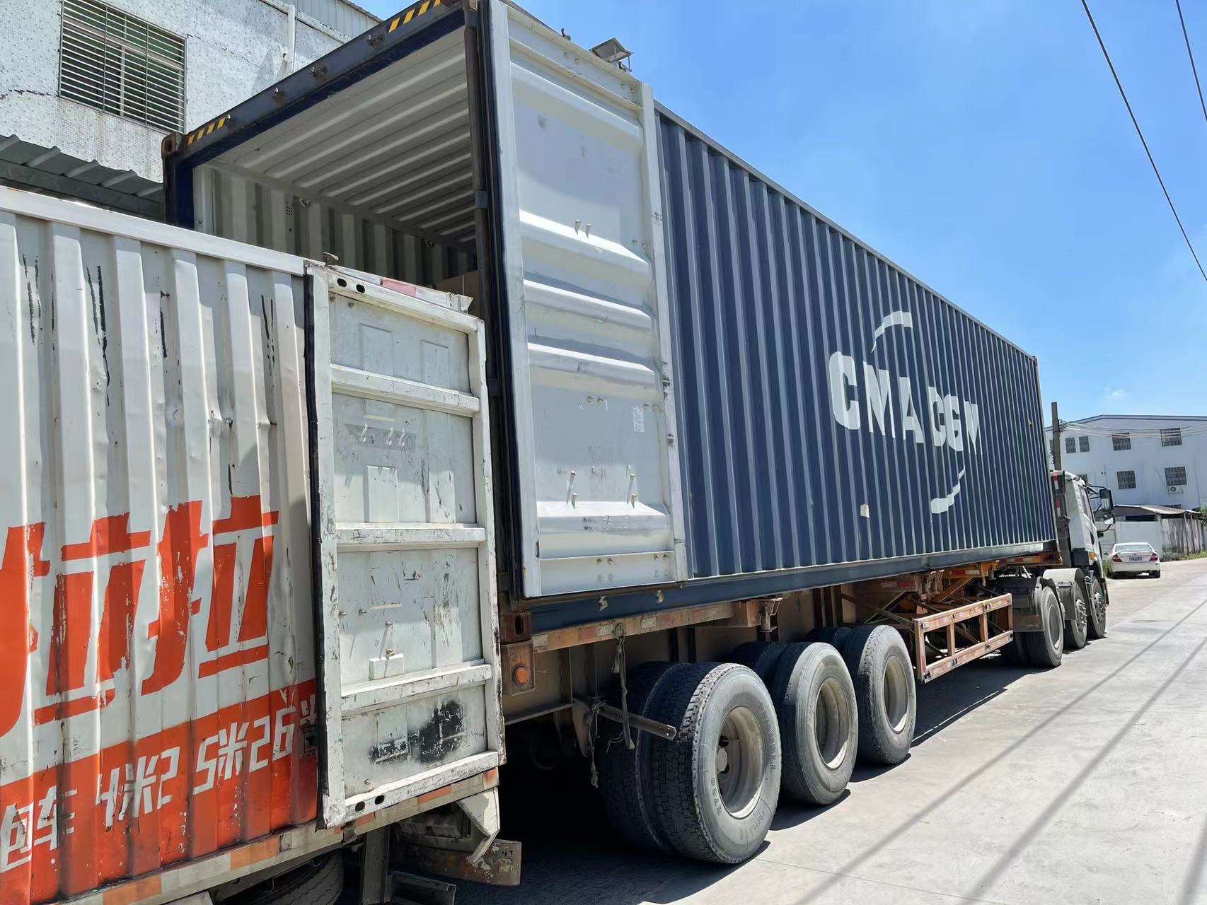 Yidaxing Light Industry Prioritizes Workers’ Health with Evening Container Loading