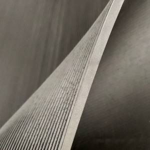 Factory direct sale black pinstripe rubber sheet mat non-slip and waterproof
