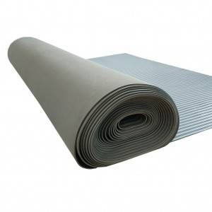 Durable stripe pattern surface sbr rubber mat