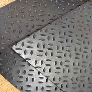 Anti-Slip Rubber Floor Sheet/Diamond /Checker Runner Rubber Sheet