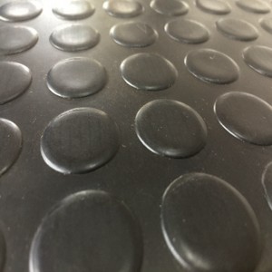 Hot Sale 3MM Flat Black Color Round Studded Coin Button Rubber Sheet Mat