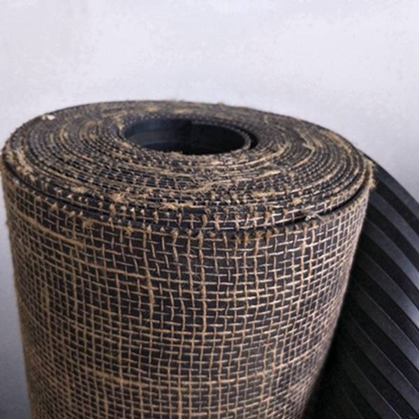 High friction SBR rubber sheet roll with fabric back