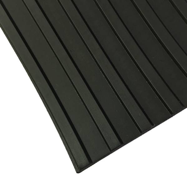 Black 5mm thick Wide Ribbed Rubber Non Slip Matting Rolls Corrugated rubber Sheets
