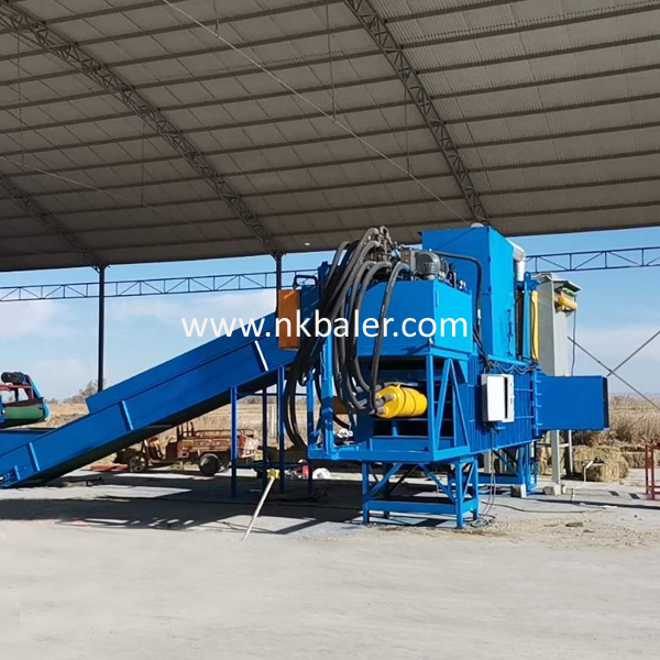 Feature selection of sawdust baler
