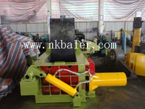 ස්වයංක්‍රීය ප්‍රතිචක්‍රීකරණය Baling Machine Compactor Press Baler NKY81-3150