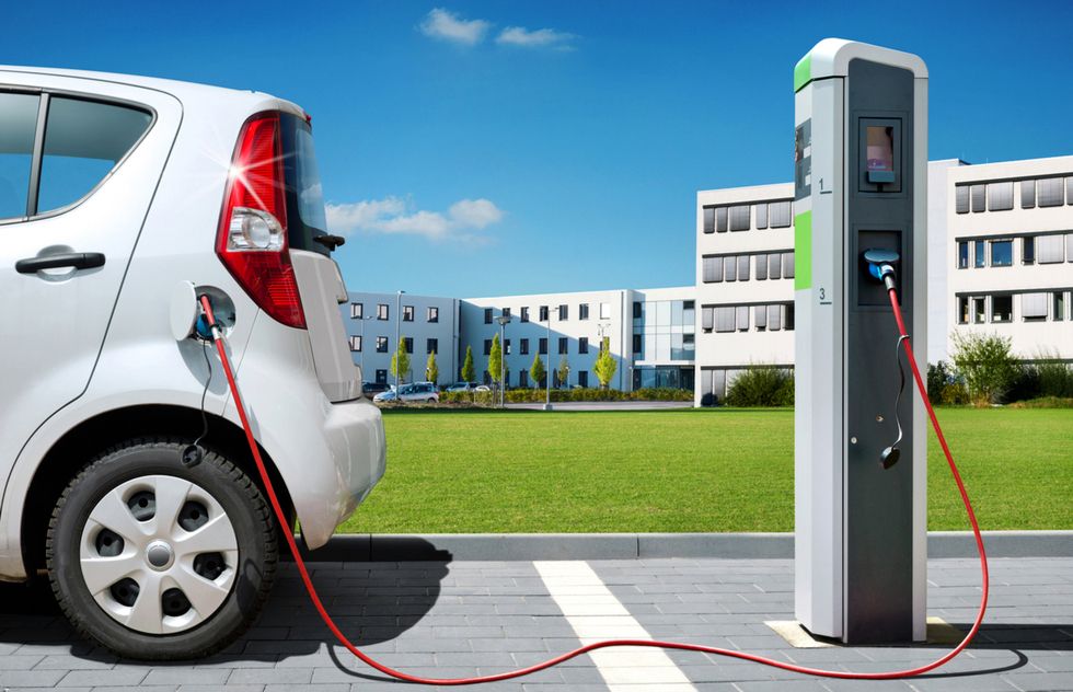 Увеличение использования зарядных станций для электромобилей