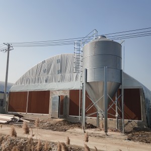 chicken feed silos
