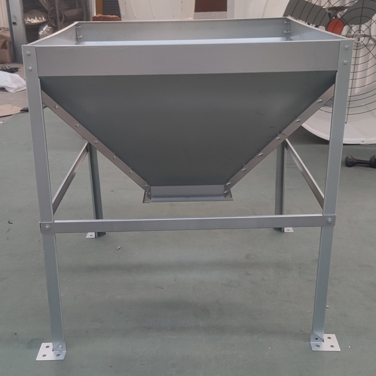 Wholesale China Small Chicken Cage Manufacturers Suppliers –  Galvanized feed pit hopper for poultry farming  – North Husbandry