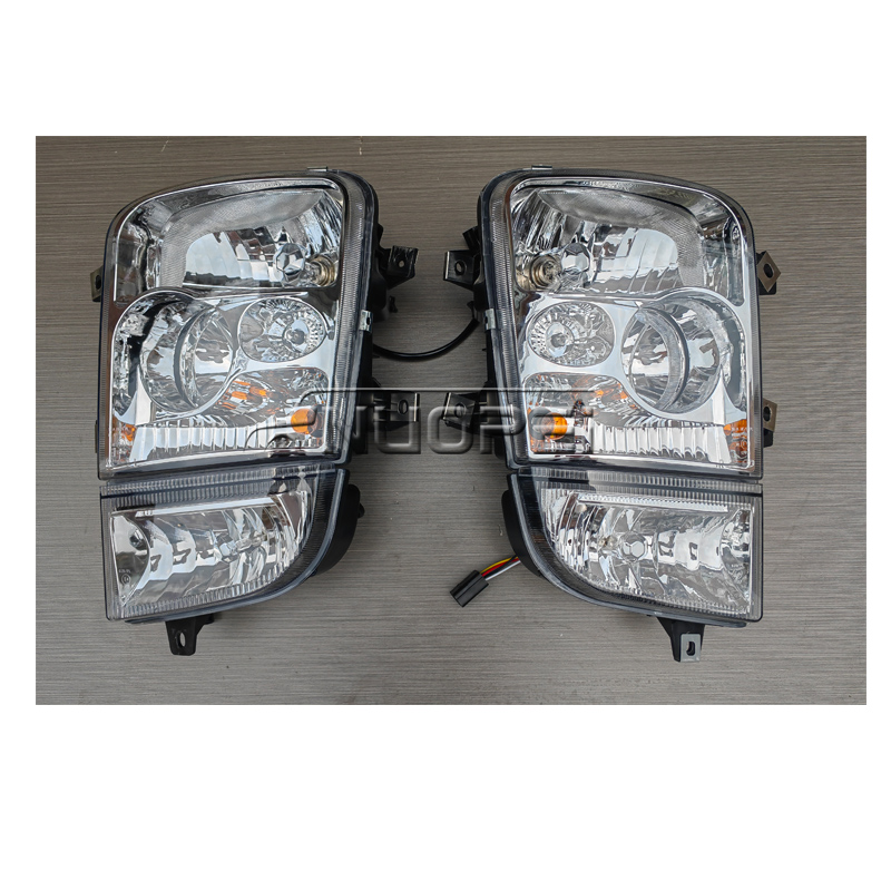 High Quality Heavy Truck Body Parts Headlamp Headlight 3711020-Q491