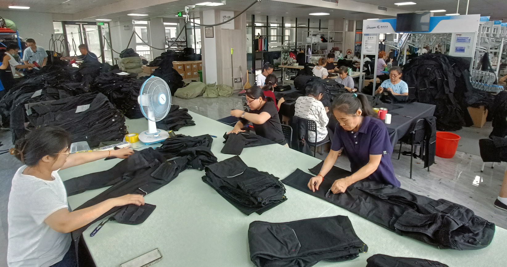 Strict Quality Inspection of Working Pants