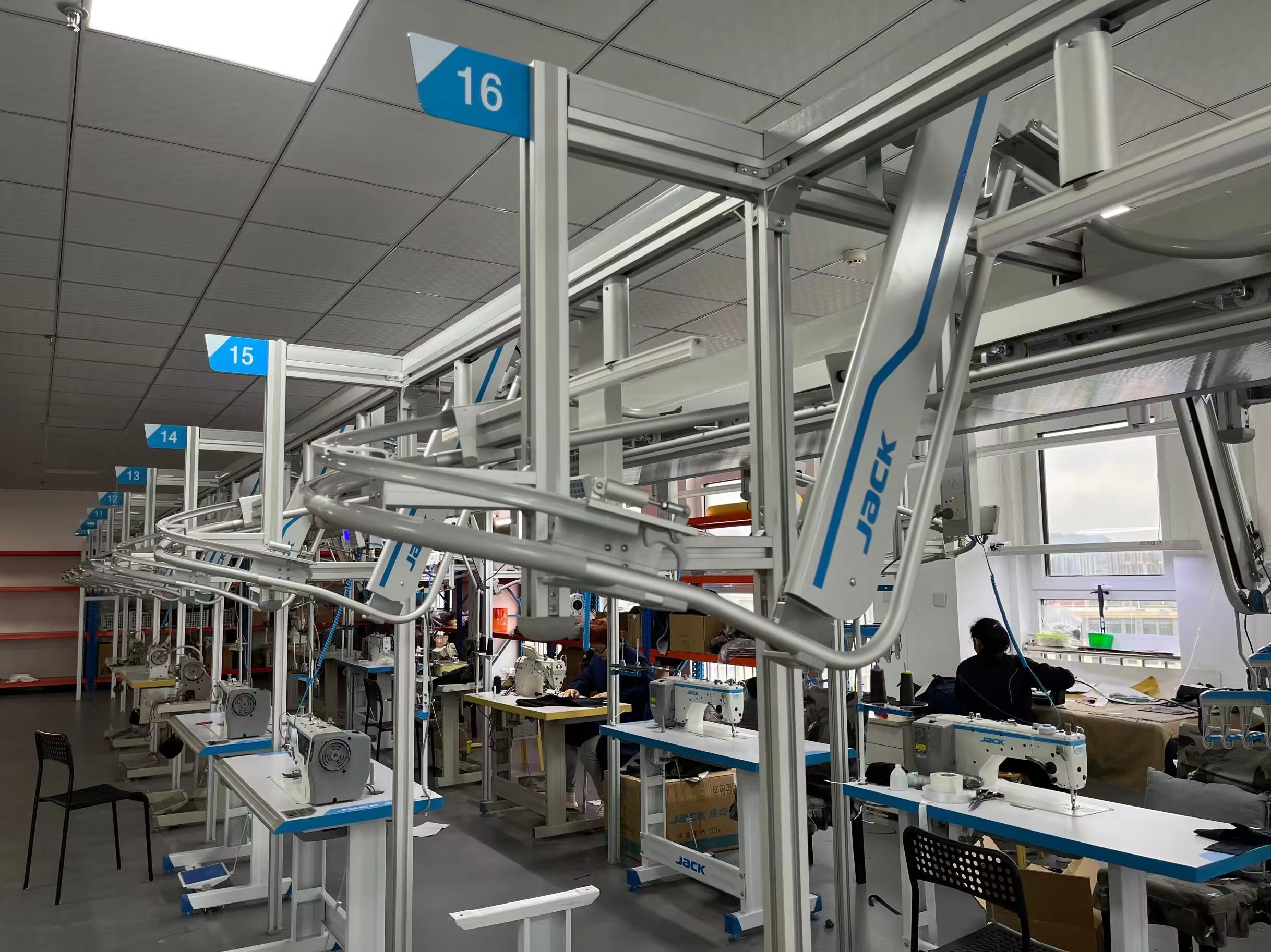 Intelligent Hanging Sewing Assembly Production Line Revolutionizes Workwear Manufacturing