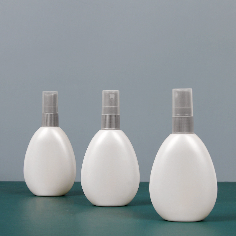 4oz 120ml Unique Bottles Bulk Cleaning Sanitiser Recycled Skincare Mist Wholesale Spray Bottle Cosmetic Packaging