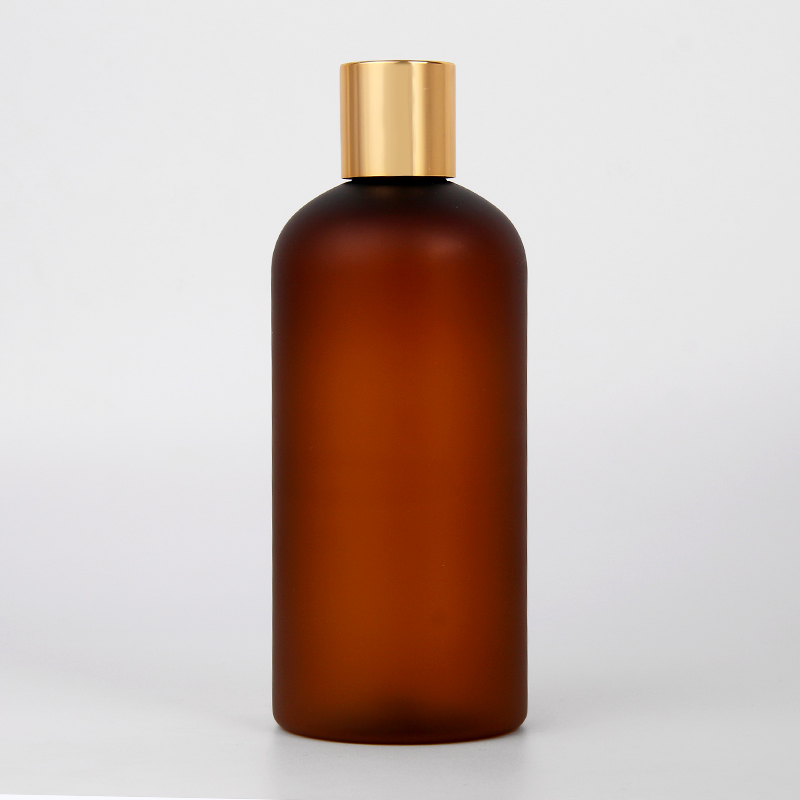 500ml Frosted Boston Amber Bottle Empty Plastic PET Bottle Packaging with Golden Lid for Skin Care