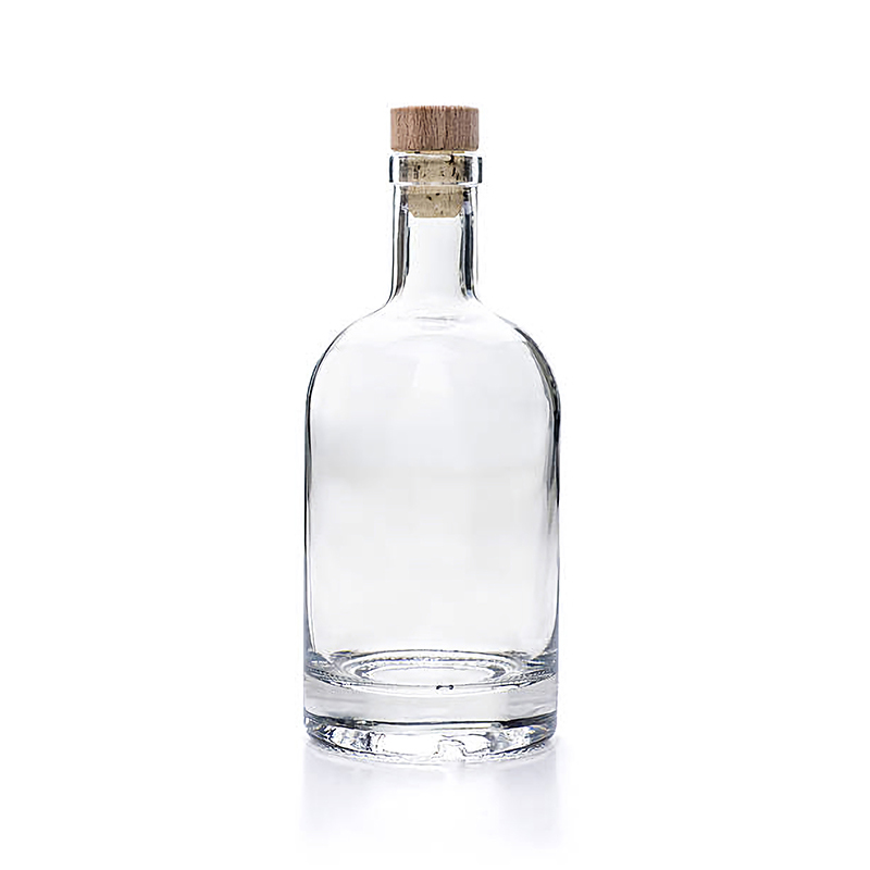 Custom 750ml gin glass bottle