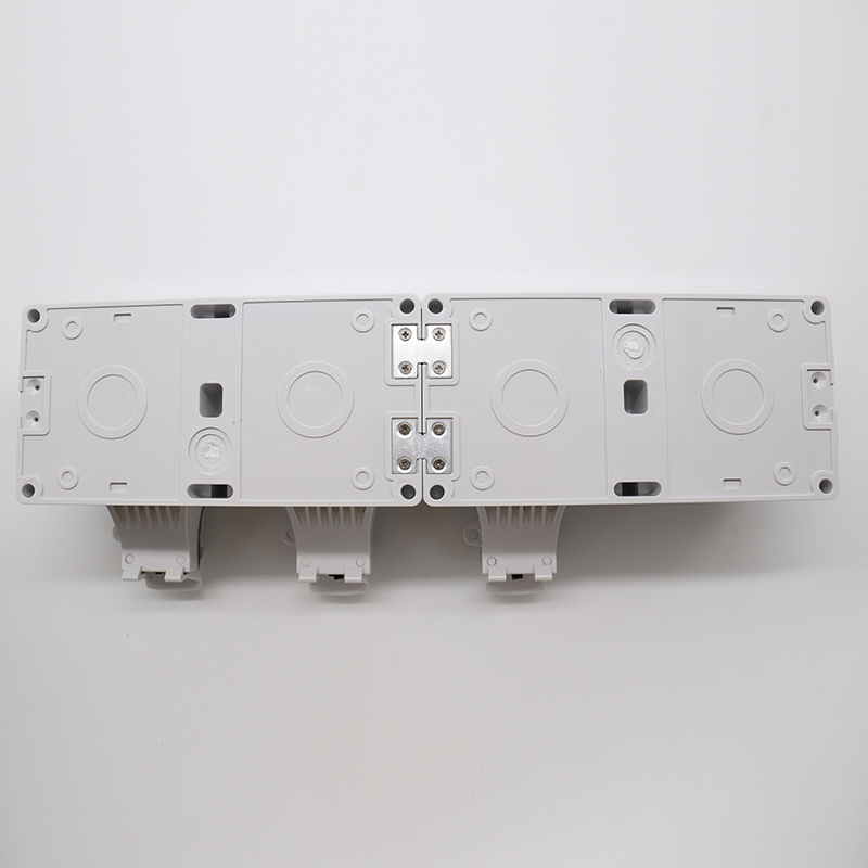 Bottom price Flat Electrical Plug - 1 Gang Switch + 3 Gang US Socket – Ohom