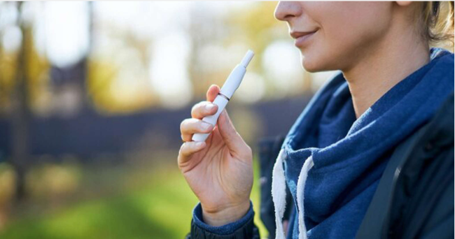 米国で青少年の「電子タバコ依存」が深刻、小6～高3の調査で明らかに