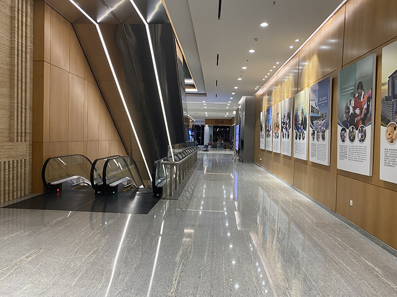 Mall corridor lighting engineering