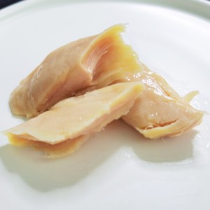 Cheapest Price Premium Steamed Chicken Breast for Pet Dog and Cat with ISO/Ifs/Brc Certificate