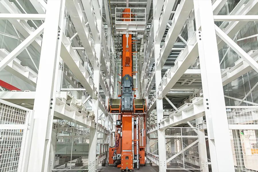 Structural composition of automatic storage and retrial system with warehouse stacker