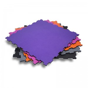 Carreaux de sol en caoutchouc emboîtables pour tapis de gymnastique de remise en forme absorbant les chocs