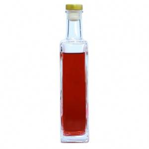 Factory wholesale Custom Whiskey Bottle – Flat square shape – QLT