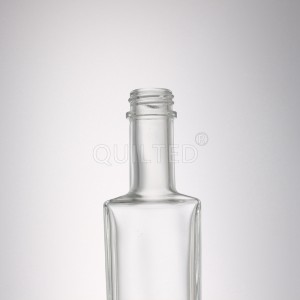 250 ml square shape liquor glass gin bottle
