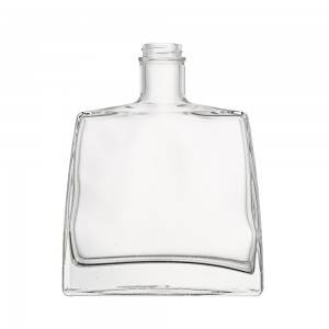 unique clear glass 700 ml flat shape liquor bottle