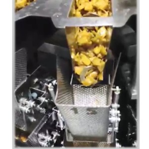 Special made anti-sticky weigher with screwer design