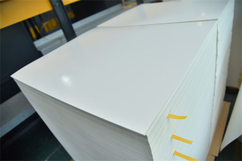 Do you know what are the applications of C1S Ivory Board in daily life?