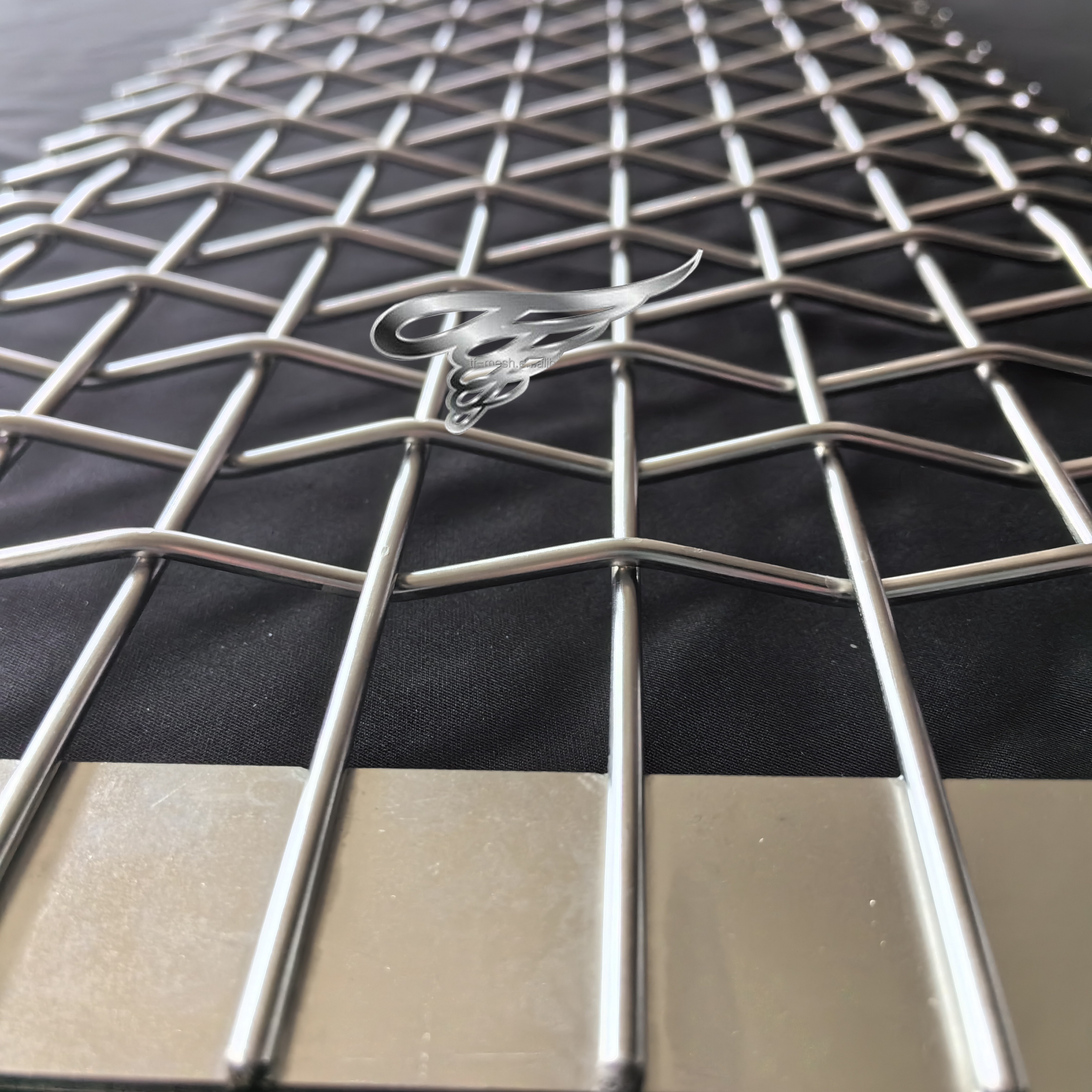 High Quality Crimped Stainless Steel Galvanized Wire Mesh Woven Welded Iron Wire Mesh