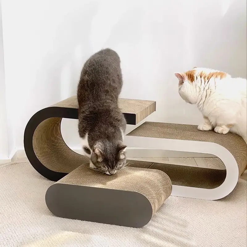 How to train a cat to use a scratching board