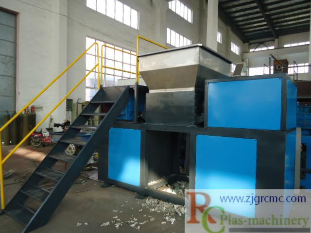 800 double-shaft shredder Featured Image